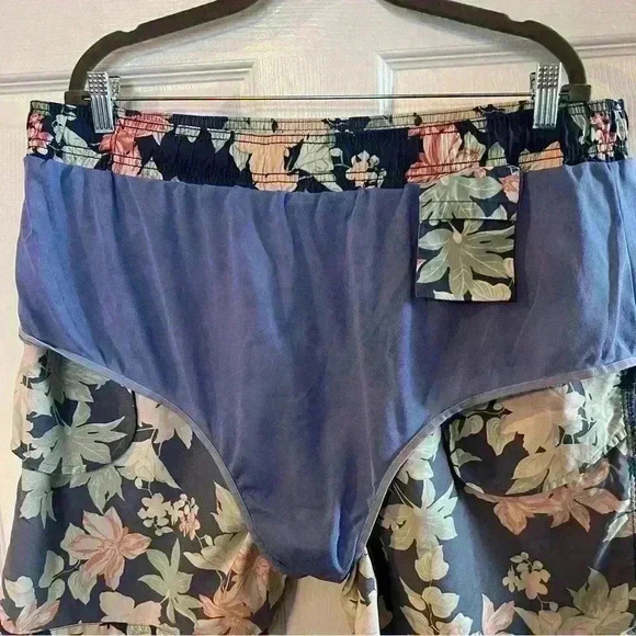 Brooks Brothers Men’s Floral Swim Trunks Shorts Size XXL - Picture 6 of 6